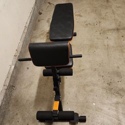 Weight Bench (Holds Up To 772 lbs)