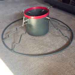 Yar butler Christmas tree stand
