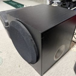 Yamaha 8” Powered Subwoofer - Works Great, Cosmetic Wear