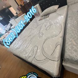 Visco Blue Gel Queen Set Mattress And Box Spring 