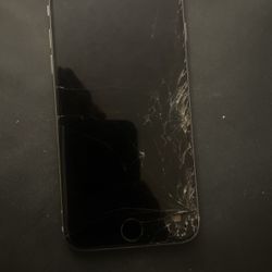 iPhone 6 (Cracked Screen)