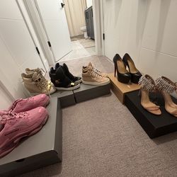 Woman shoes