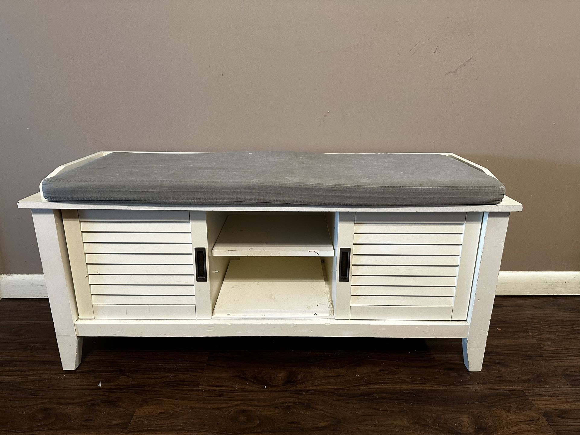 White Shabby chic Solid Wood Bench With Storage And Shelves 