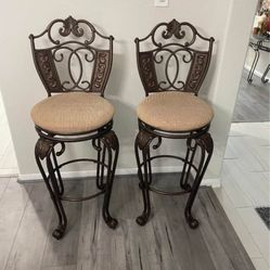 Beautiful  Set Of Barstools 