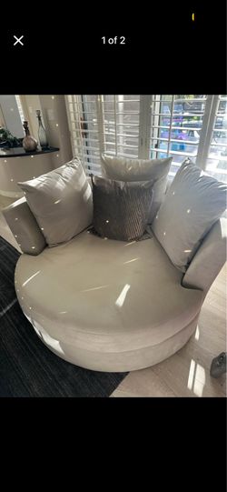 Z Gallerie cuddler chair