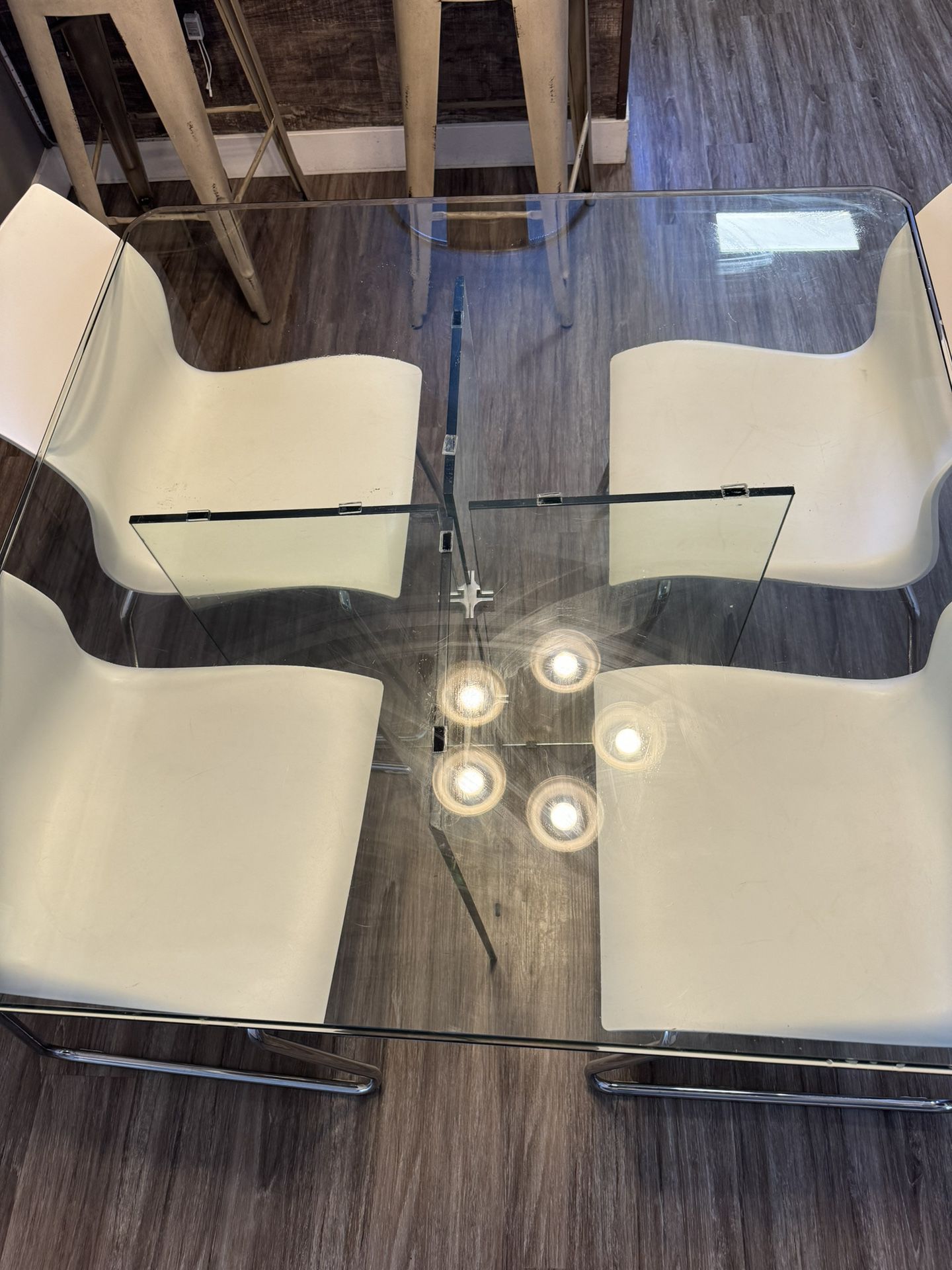 Glass Dinning Table With 4 Chairs