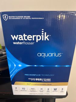 Waterpik water flosser NEVER USED BRAND NEW IN BOX