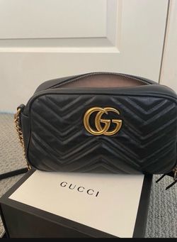 Gucci GG Marmont small matelassé shoulder bag