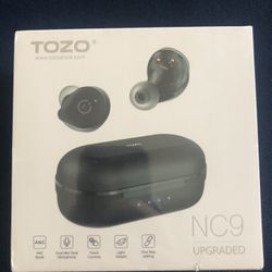 Wireless Noise Cancelling Earbuds (New)