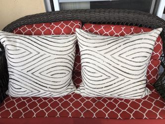 Callisto Home decorative pillows set of 2