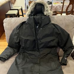 The Northface 550 Dryvent Parka  Woman’s XL