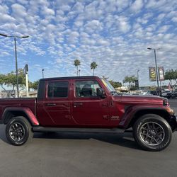 2021 GLADIATOR 80th Edition $33.995