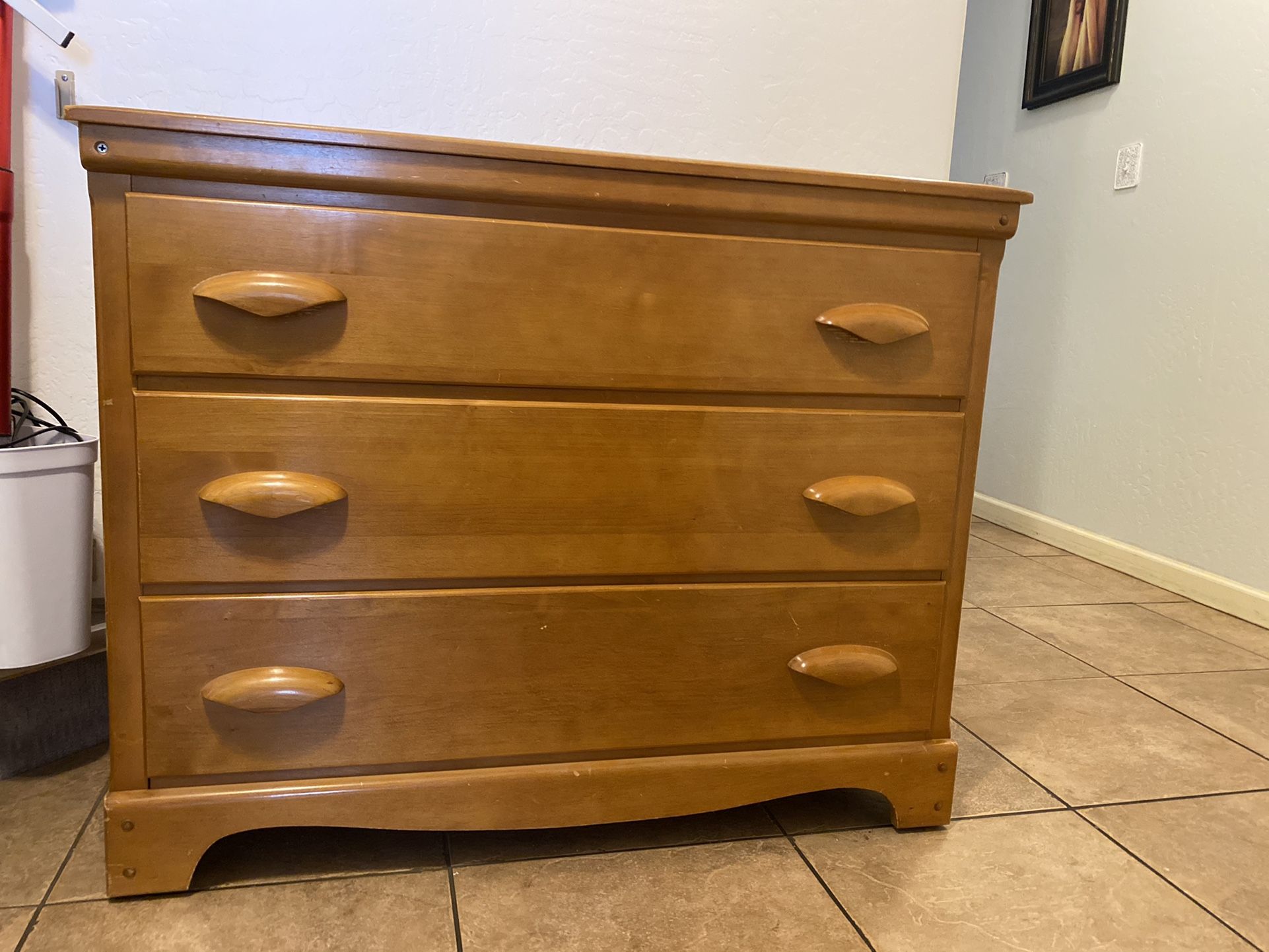 Brown Dresser Vintage 1950s - Harmony House furniture - Sears Roebuck & Co