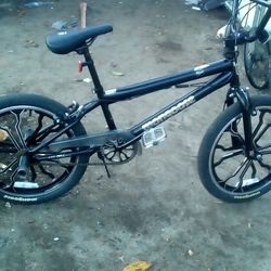 20 In Mongoose Rebel BMX Bike