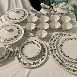 Royal Doulton Burgundy Dinner and Tea Set for 8