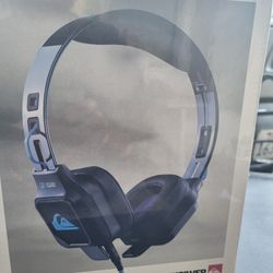 GAMING HEAVY  NEW. SEAL