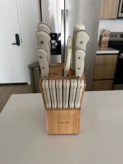 Carote Knife Set with Wood Block