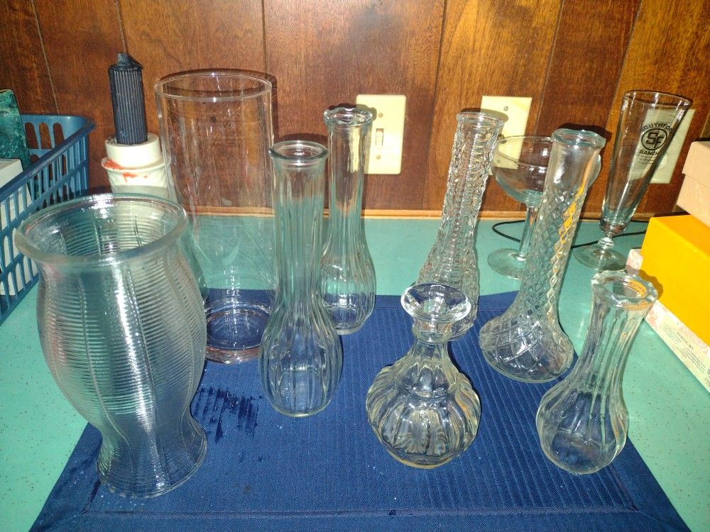 Beautiful Vases Vintage $10 A Piece Or Three For $25