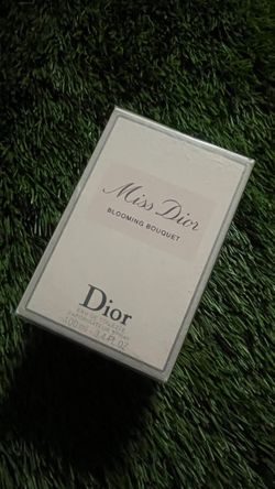 Miss dior perfume