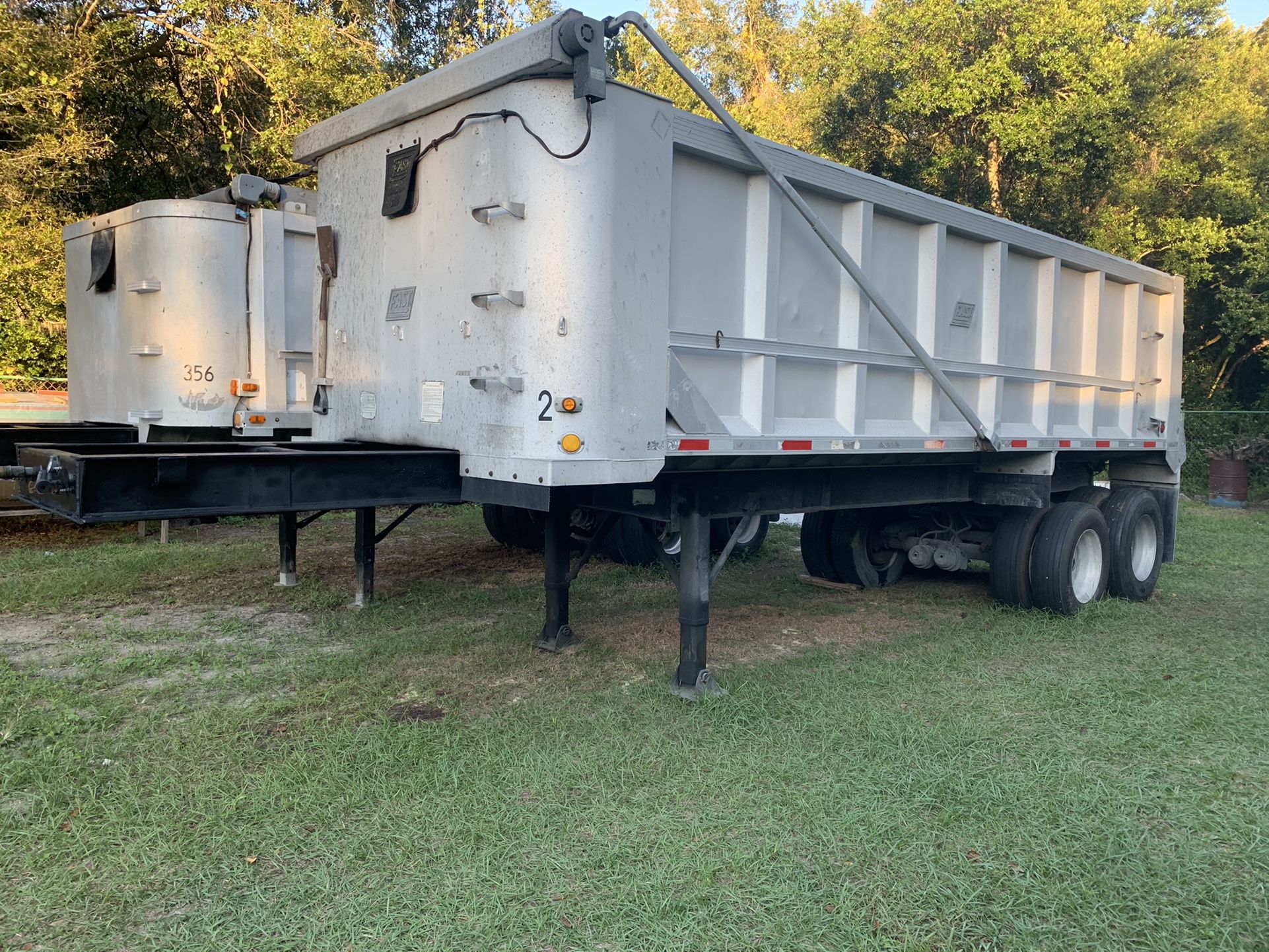 Dump Trailer