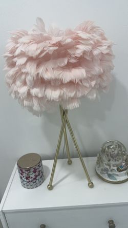 Feather Lamp 