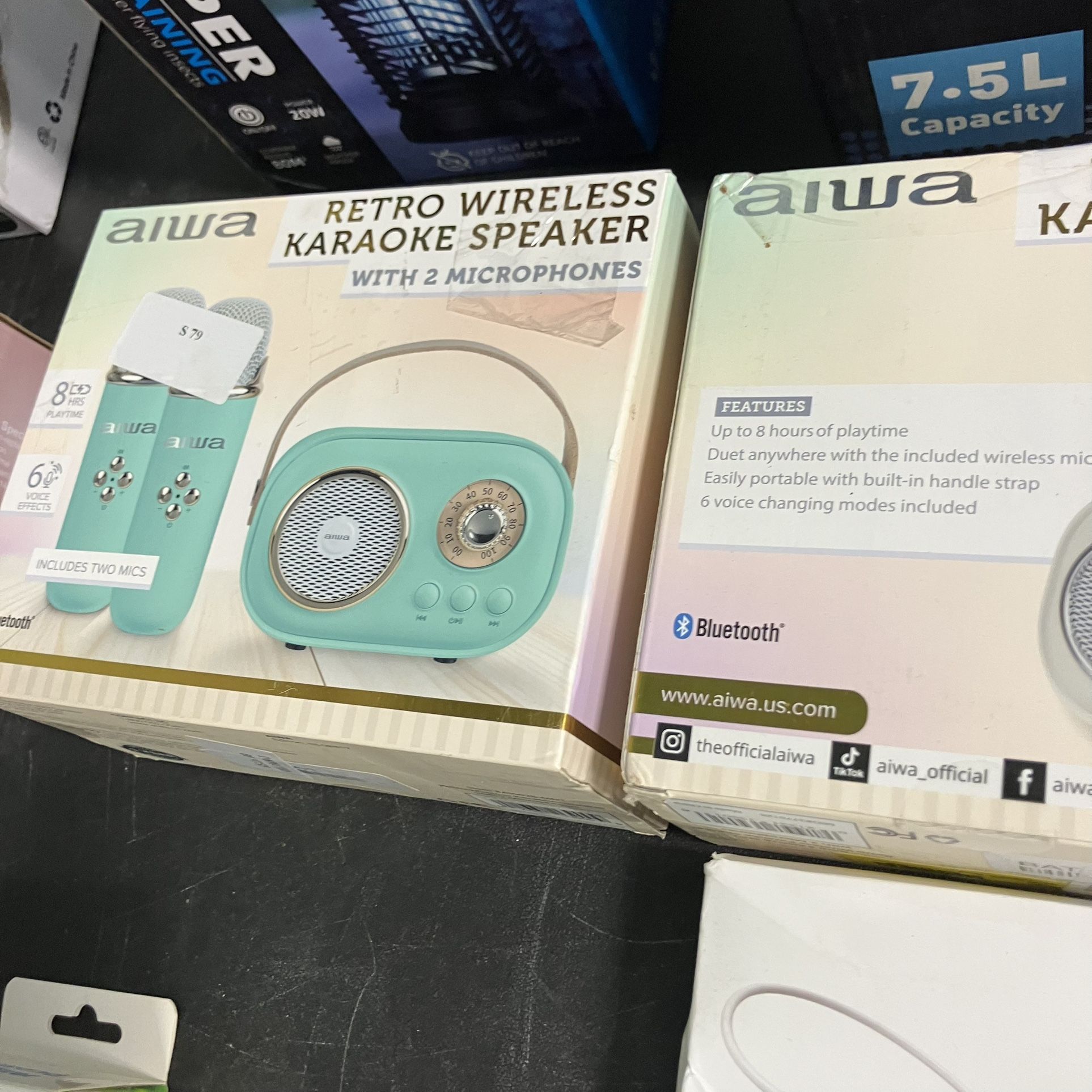 Karaoke Speaker With Microphones