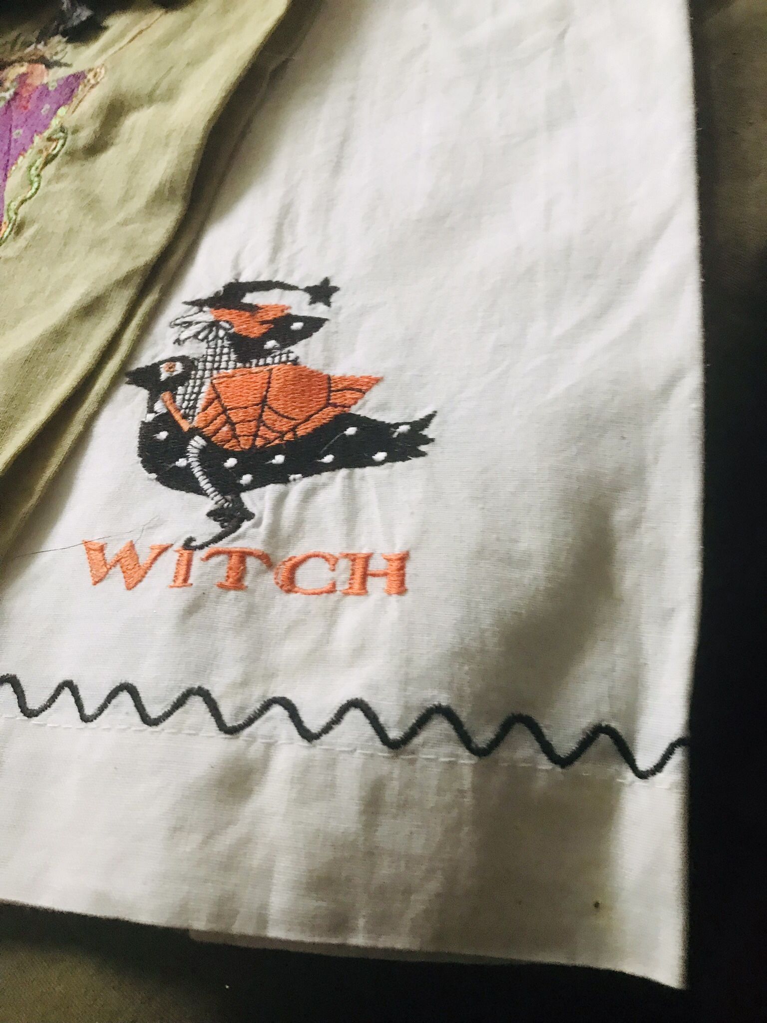 Two Linen Halloween Tea Towels Famtastc Embroidered Witches