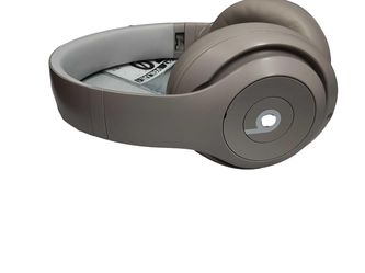 Beats By Dr. Dre A2924 Beige / Tan Stereo Headphone