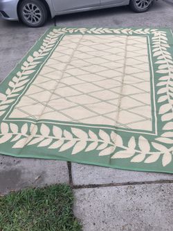 RV 9ft. By 11ft. Plastic rug almost new