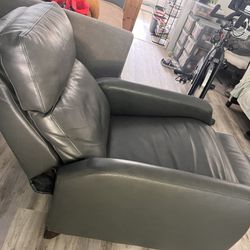 Reclinable Leather