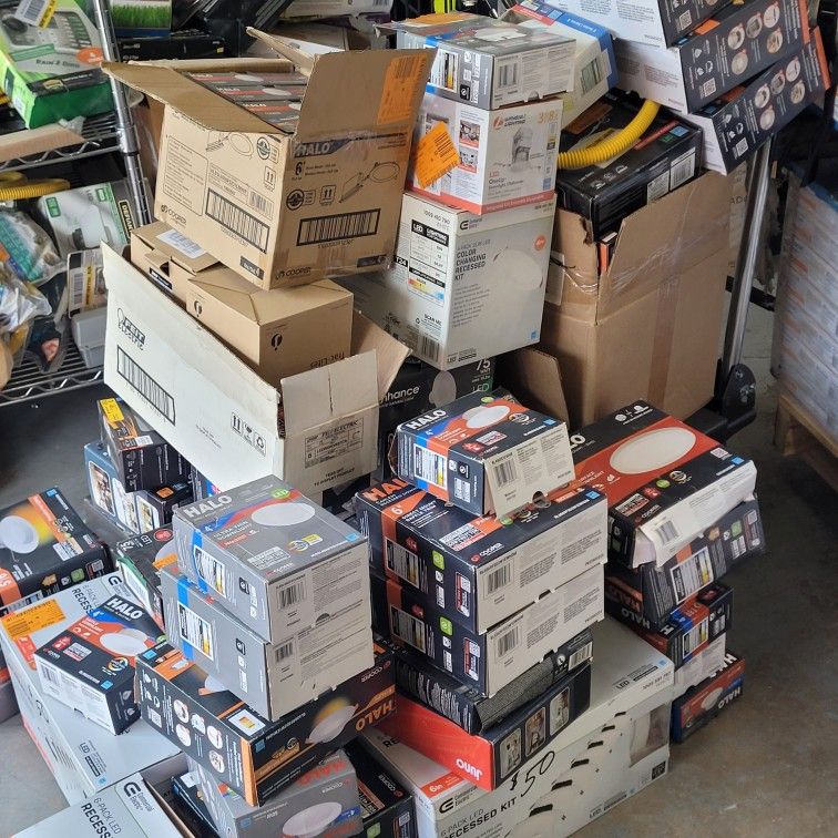 Bundle Of Recess Lights Low Profile And Variety