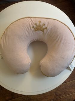 Breast Feeding Pillow