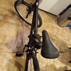 Mountain Bike  26inch 21Speed HYPER  Work Perfect Evrything Is Good 