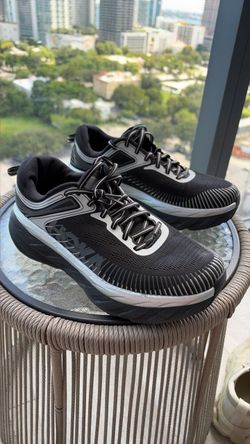 Hoka bondi 7 size 9.5M