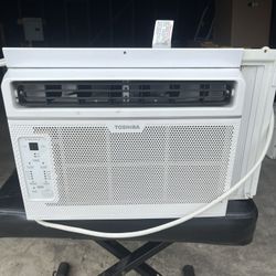 Toshiba Air Conditioner. 6000 Btu/hr. Used.  Great Condition!