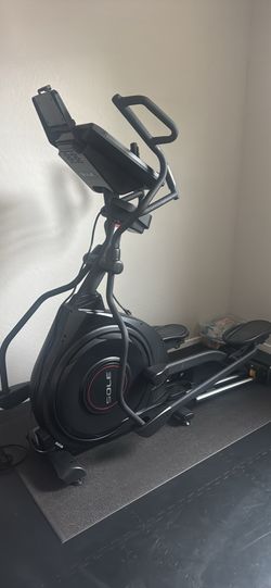 2025 Barely Used Sile E35 Elliptical