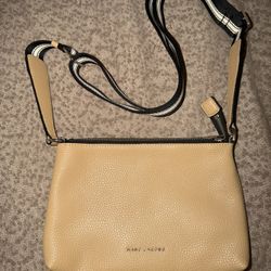 Marc Jacob’s Crossbody Bag