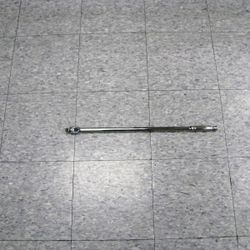 Snap-On SN24C 1/2" Drive 24" Standard Handle Breaker Bar