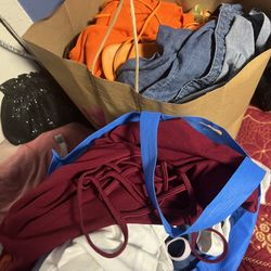 Size Large Women’s Clothes 