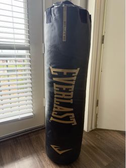 Everlast Heavy Punching Bag – Used – Great Condition
