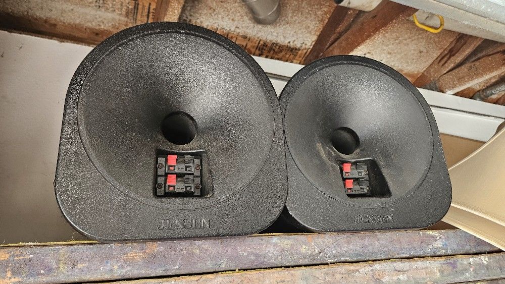 Jensen Speakers.