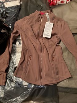 Lululemon jacket size 6