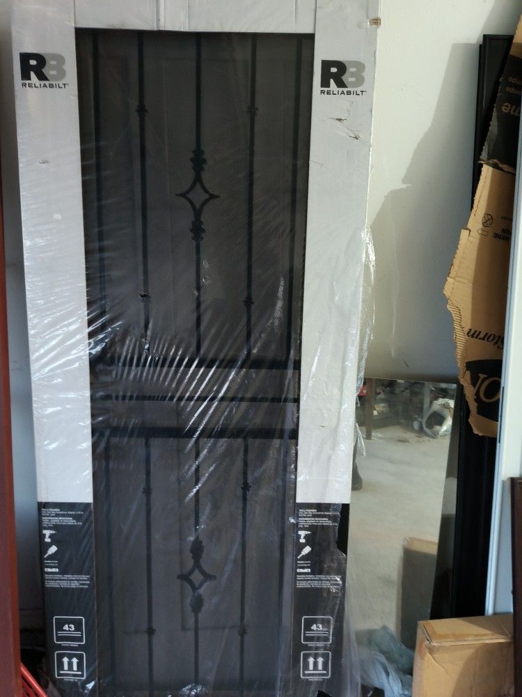 32" New Reliabilt Screen Storm Door