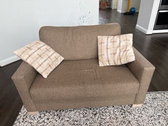 Comfy & Compact 58" Loveseat / Oversized Armchair – Great Condition!