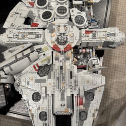 LEGO UCS Millennium Falcon Not Fully Complete