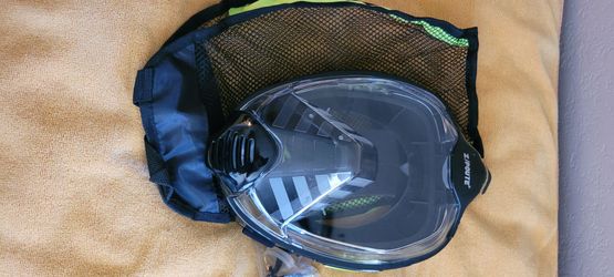 snorkel mask