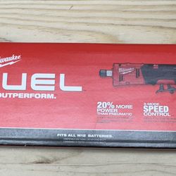 Milwaukee M12 FUEL Straight Die Grinder + 2 Batteries