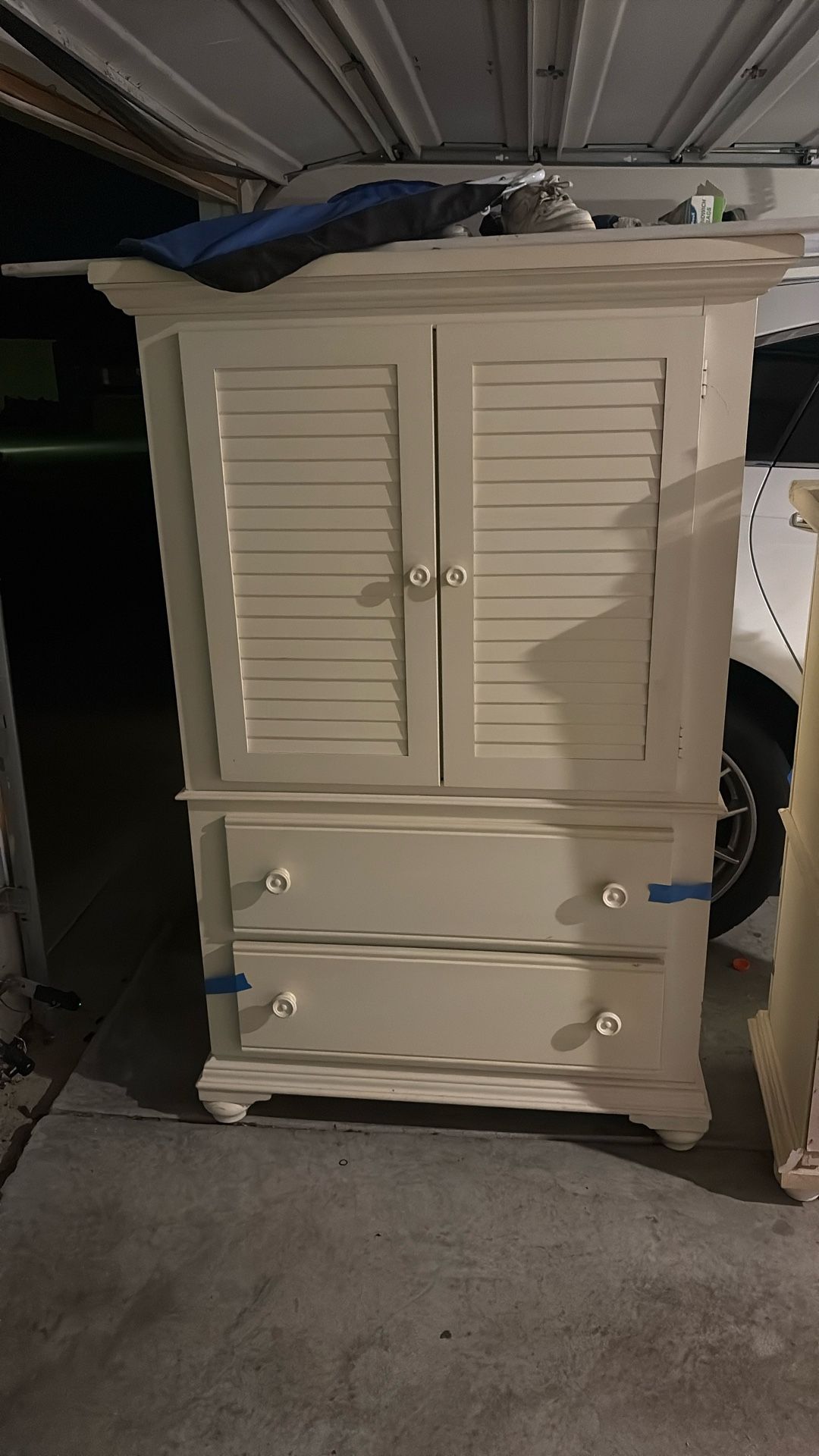 Dresser
