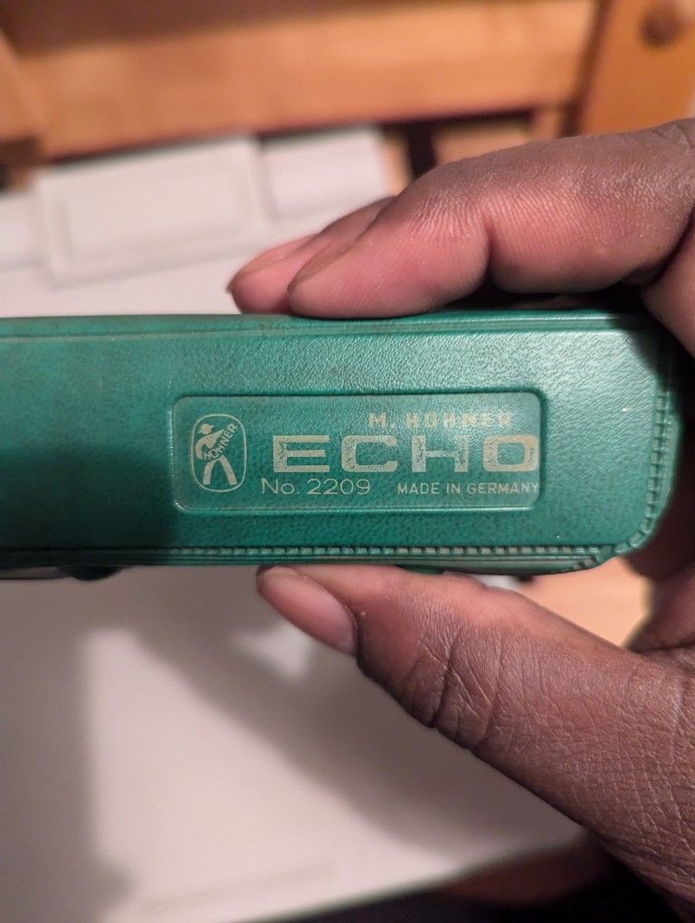 Hohner Echo Harmonica model 2209