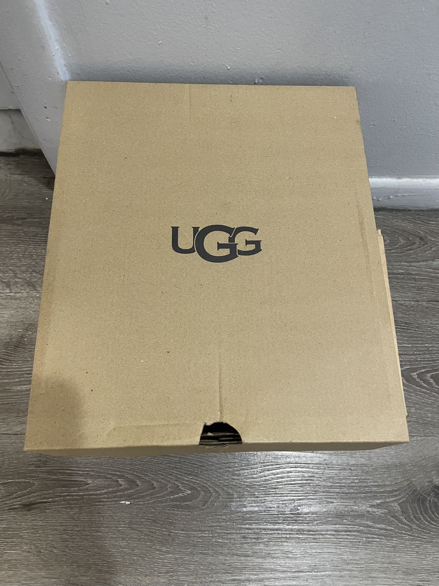 Ugg